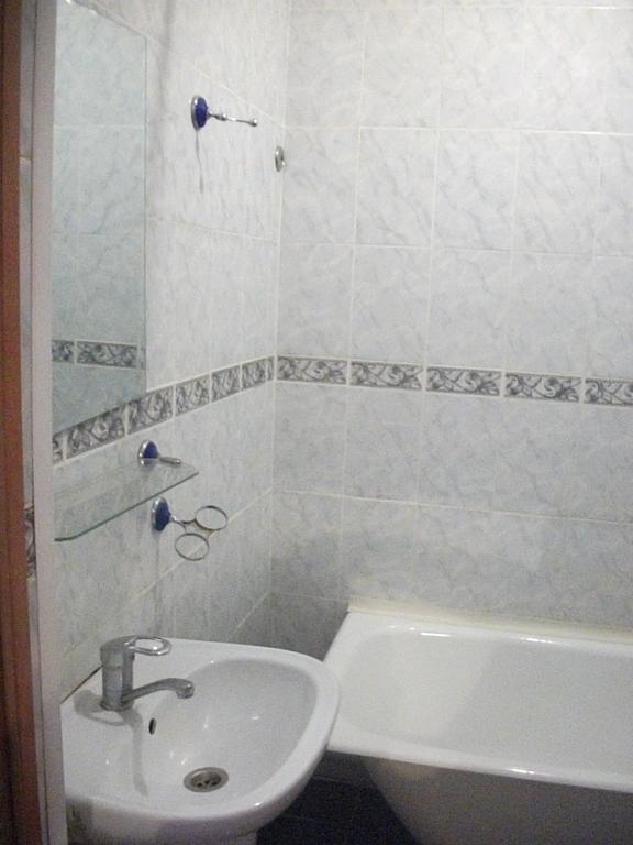 B&B Aktau Не Отель Номер фото